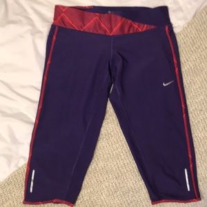 Nike dri-fit cropped leggings!